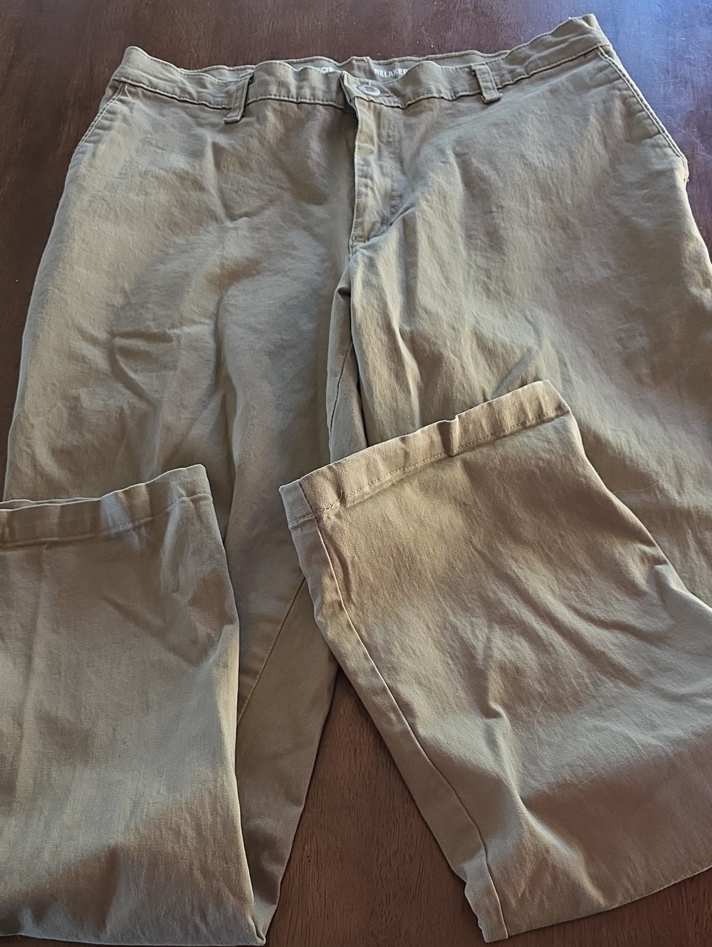 Wrangler Men's Chino Pants in Light Khaki